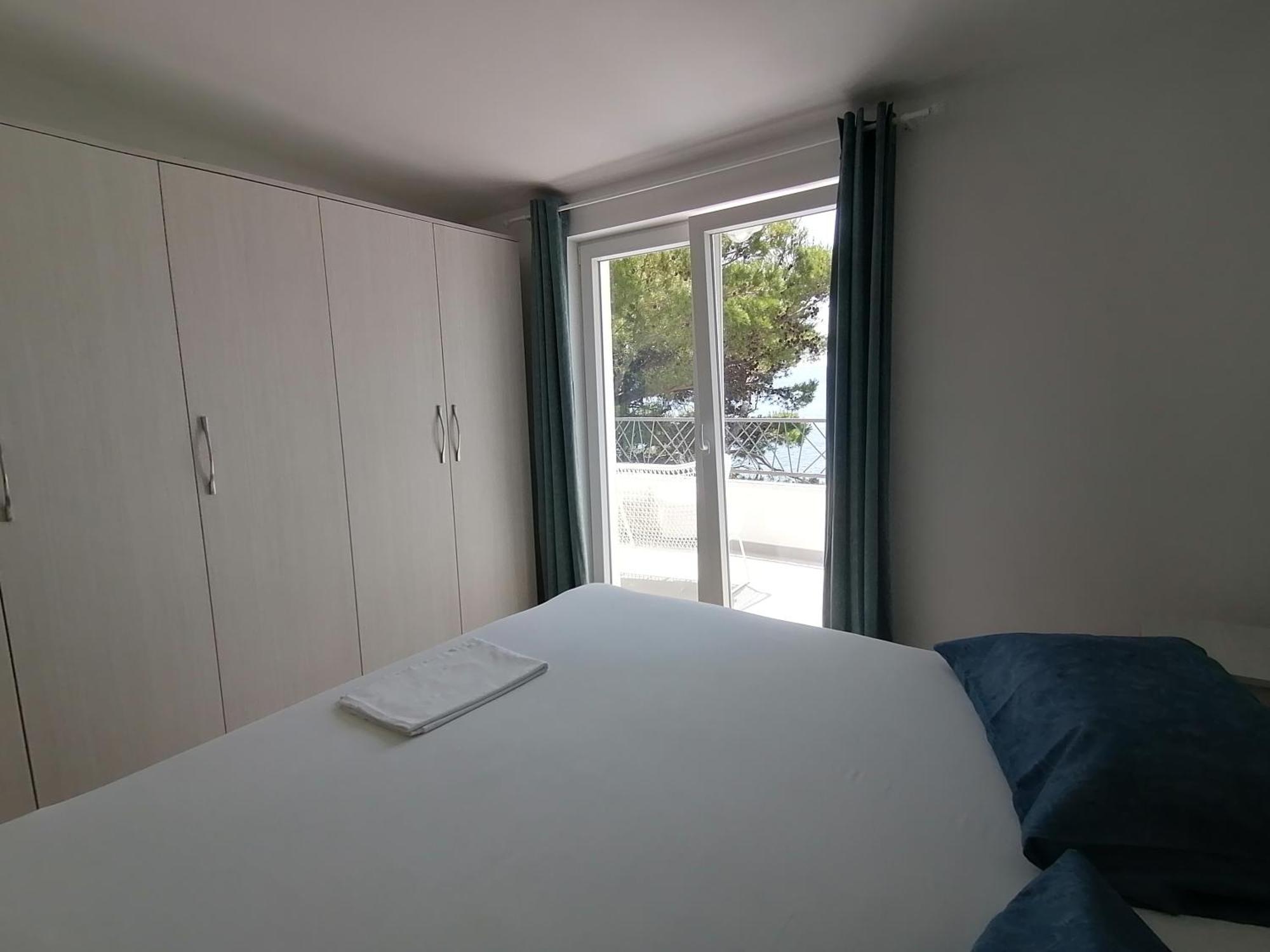 Apartmani Mares - 20 M From The Beach Brela Ngoại thất bức ảnh