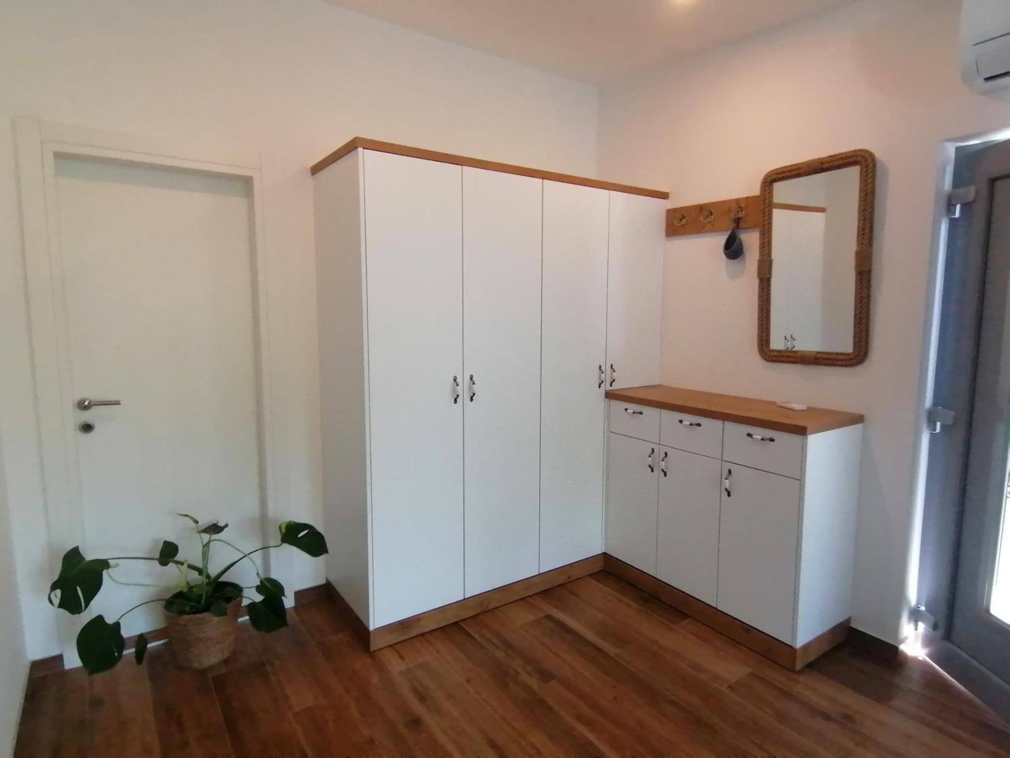 Apartmani Mares - 20 M From The Beach Brela Ngoại thất bức ảnh